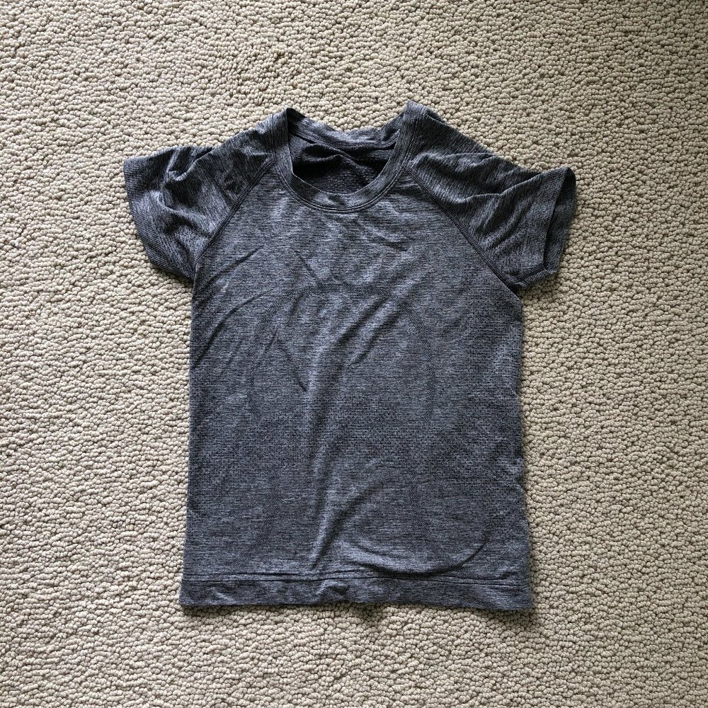 Lululemon Swiftly Tech Short-Sleeve Shirt 2.0 Race Length